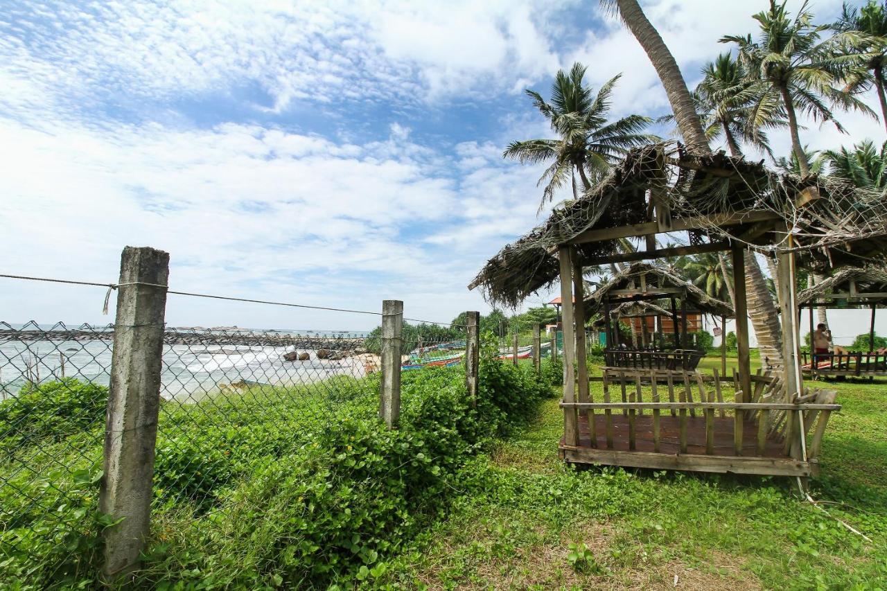 Oyo 490 Shangrela Beach Resort Ambalangoda  Exterior foto